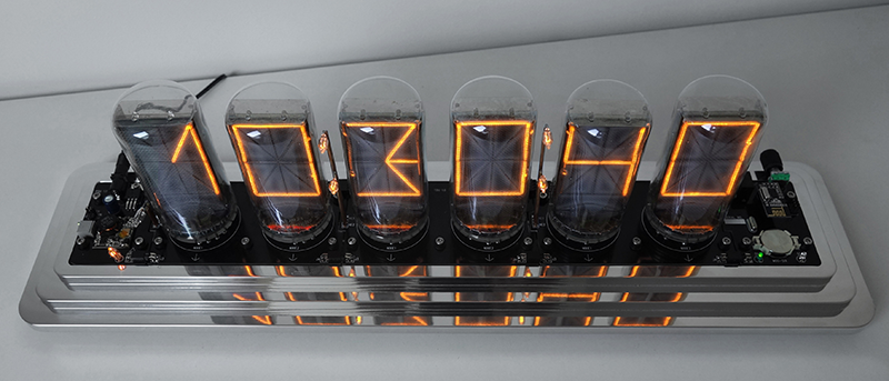 14 segment nixie clock, thermo-, hygro-, barometer with 2,5" symbol height (B-7971)